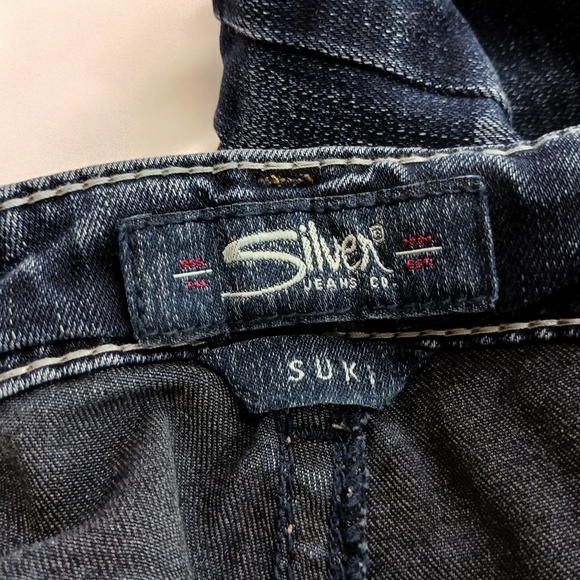 Silver Jeans Suki Blue Straight Leg Classic Denim (#1,426) - Picture 2 of 10